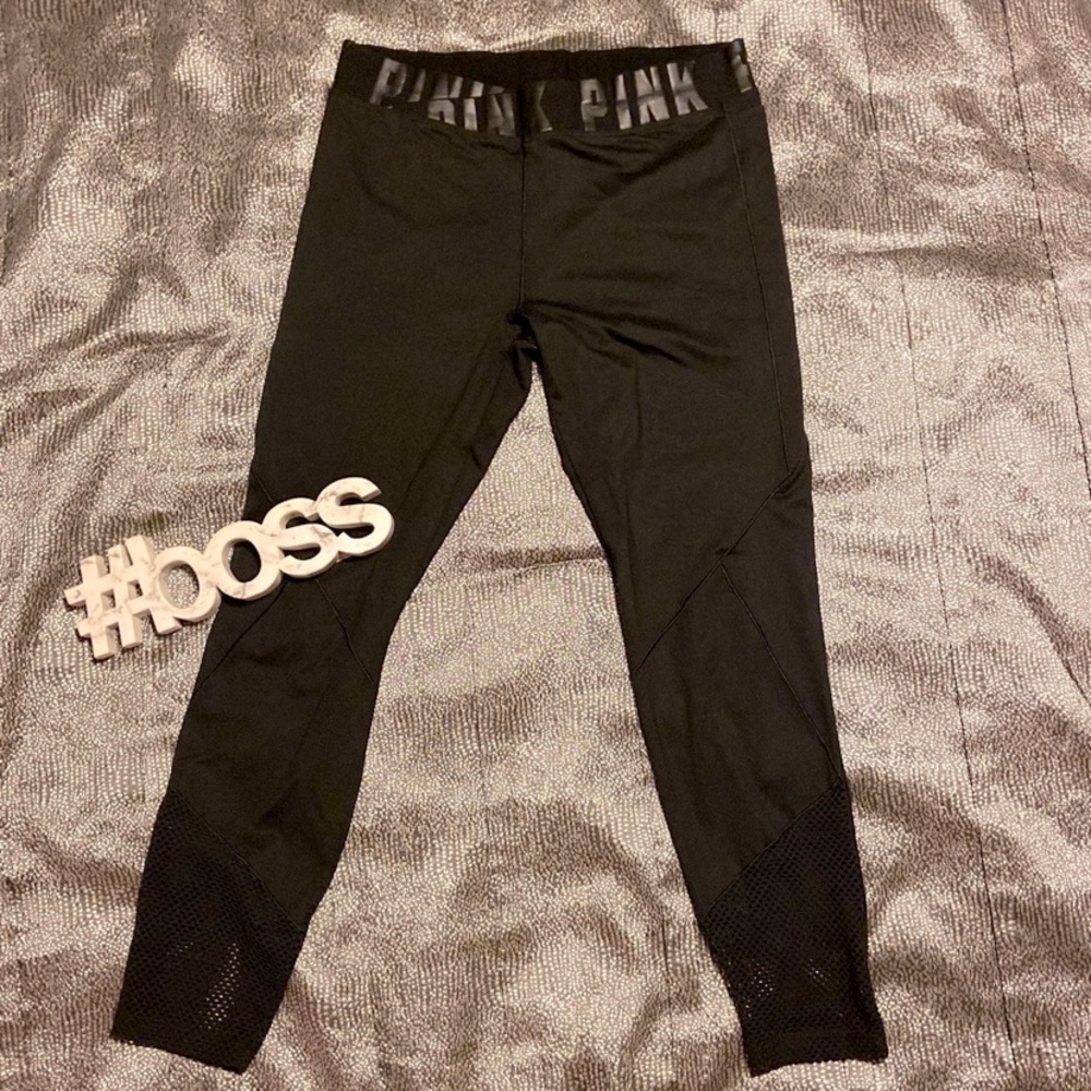 Victoria Secret Pink Medium Criss Cross V Waistband Ultimate Leggings *RARE/H2F